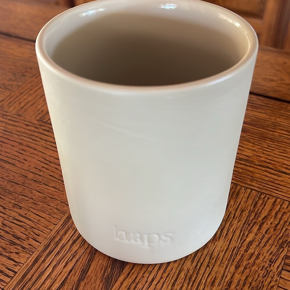 Haps ceramic candle vessel with middle seat candle - Picture 4 of 7